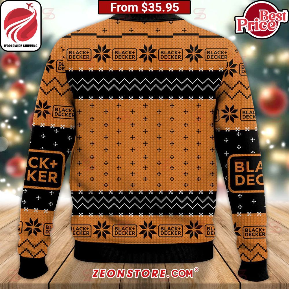 Black & Decker Merry Christmas Sweater Generous look